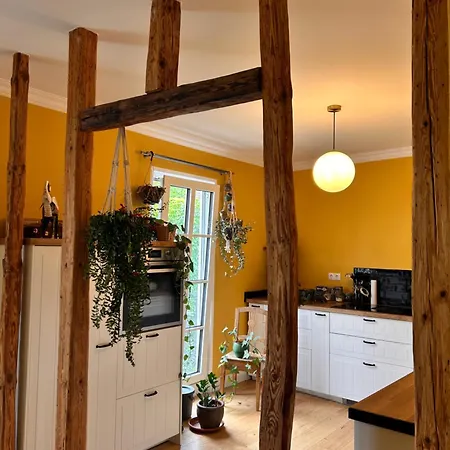 アパート Gemuetliches Dachzimmer Mit Kamin